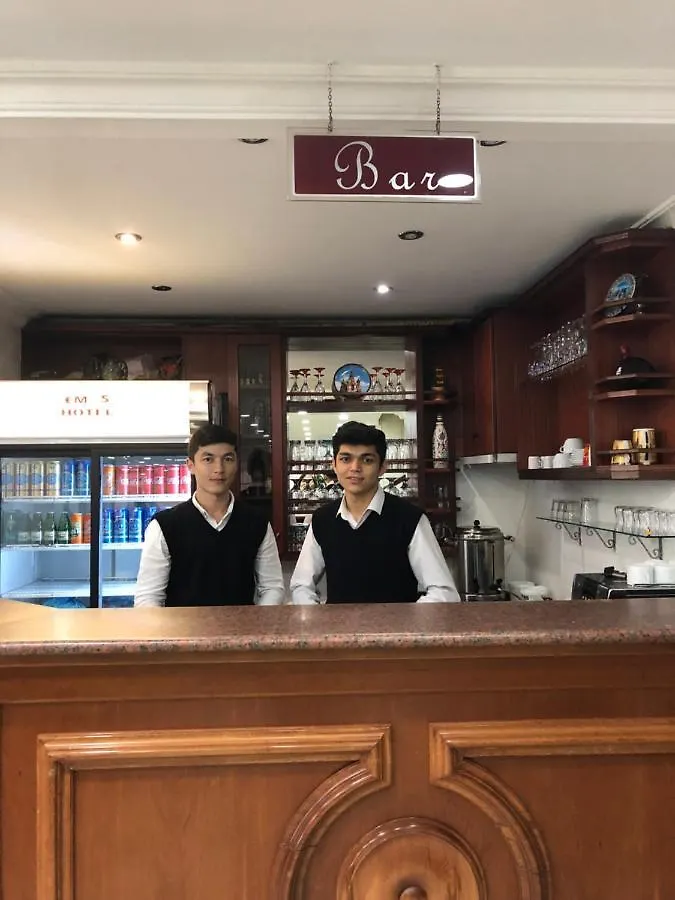 Emos Hotel イスタンブール